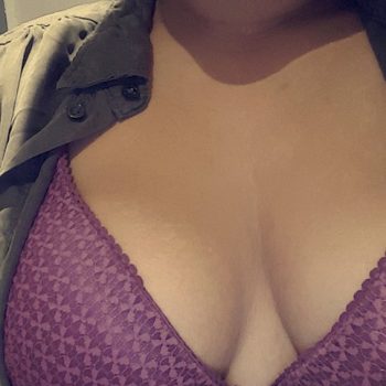 Lisenn - Escort girl à Roberval Profil de Lisenn, 30 ans, Escort girl à Roberval (Québec)